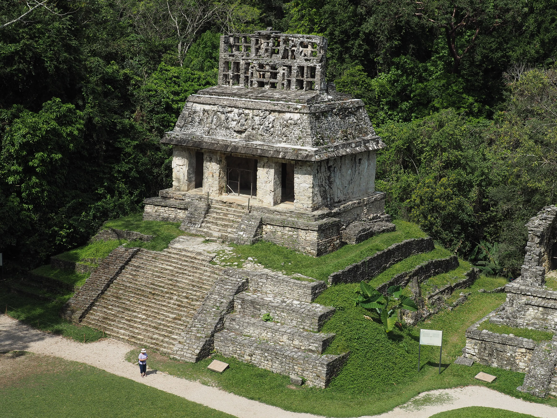 Palenque, nur 5 % der Anlage sind restauriert