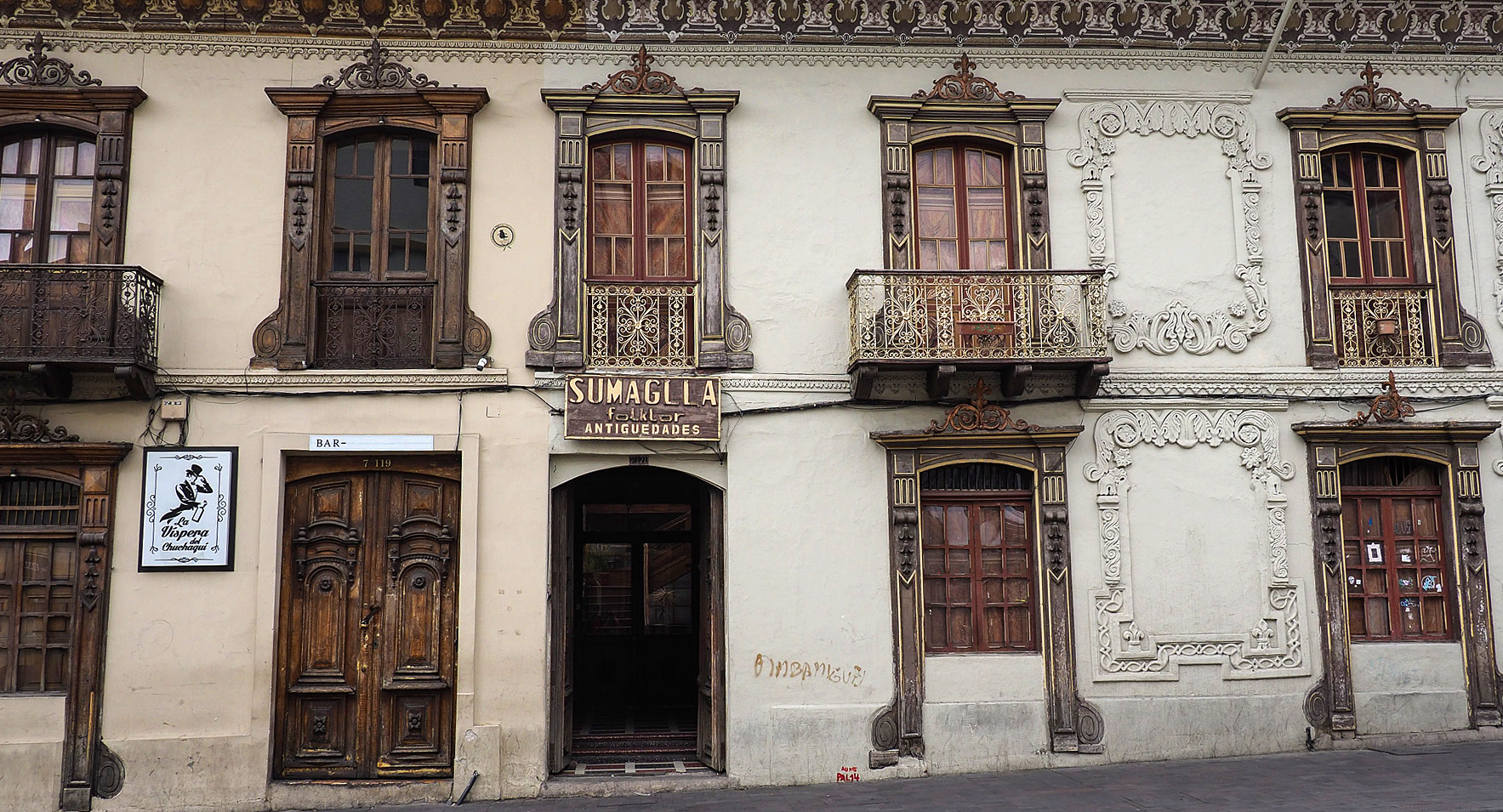 Fassaden in Cuenca, mit französischer Einfluss
