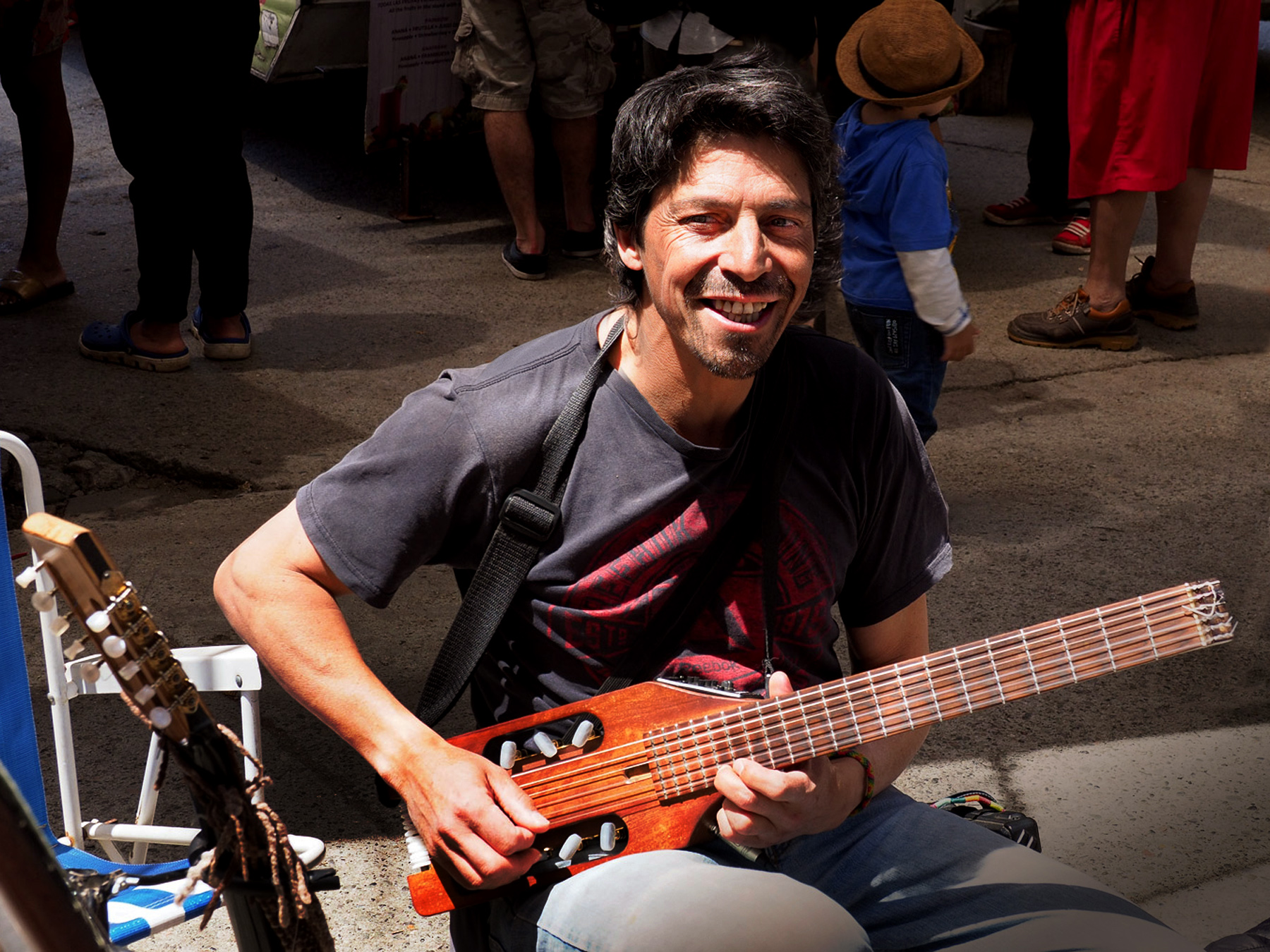 Straßenmusiker in El Bolson, einem gemütlichen Städtchen